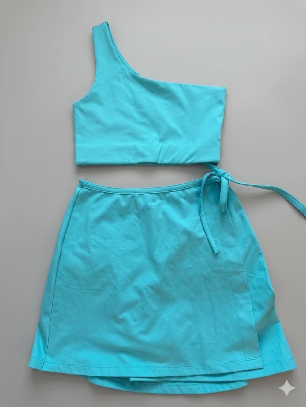 Set: Bianca one shoulder bra (S) and weekend wrap skort (M)